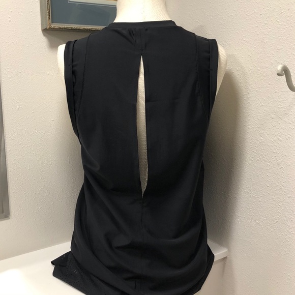Lululemon black mini shift dress size 4 or 6 - Picture 7 of 7